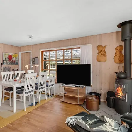 Дом отдыха Adam - 1-6km From The Sea By Interhome